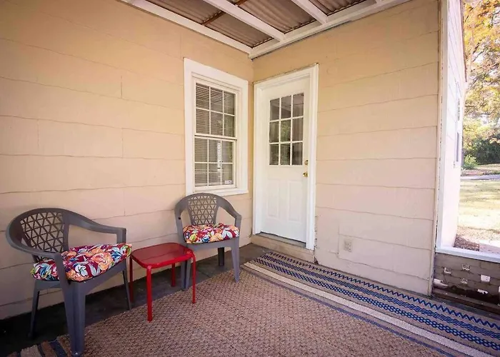 Birmingham Home/2Br/Close To Everything!
