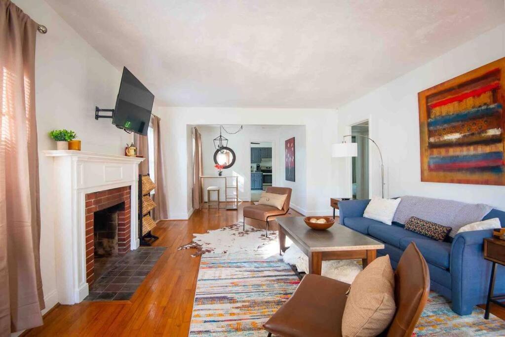 Home/2br/close To Everything! Birmingham